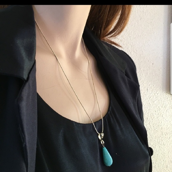 Magnesite Turquoise Sterling Silver Jewelry Set - Picture 2 of 8